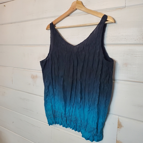 Chico's Blue Ombre 100% Silk Tank Size 3 - Picture 9 of 11
